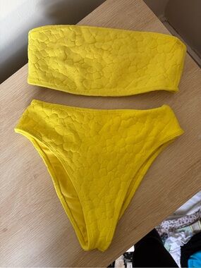 Frankie’s Bikini Set Yellow Small